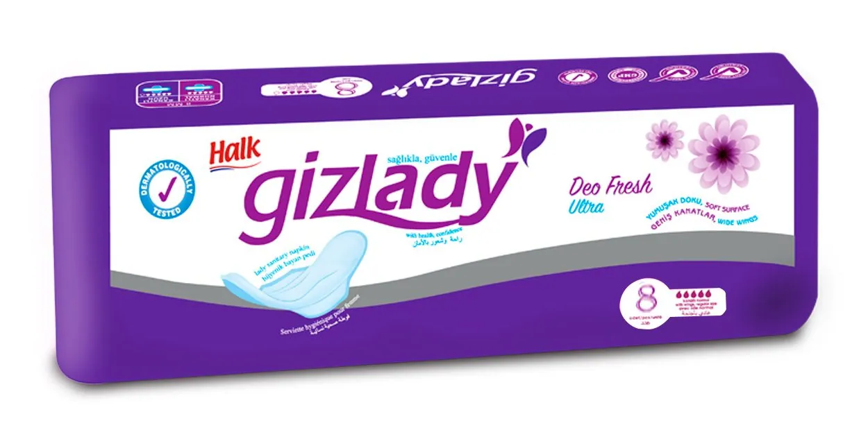 Un paquet de serviettes hygiéniques Halk Gizlady Deo Fresh Ultra.