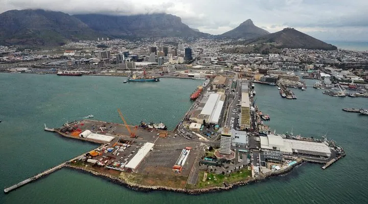 FILE IMAGE - Cape Town - 150601 - Aerial View of the Cape Town Harbour and National Ports Authority. Picture: David Ritchie