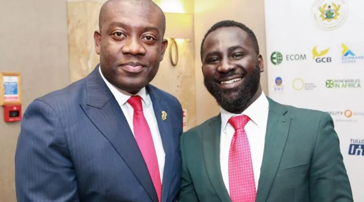 Notre Leader du Marché Ghanéen, M. Shadrack Appiah, et le Ministre Ghanéen de l'Information, M. Kojo Oppong Nkrumah.